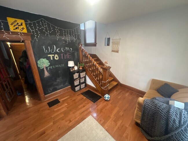 1546 Highland St-Unit -148 W 9th in Columbus, OH - Building Photo - Building Photo