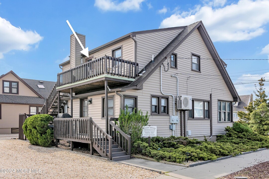 3 Niblick St in Point Pleasant Beach, NJ - Building Photo