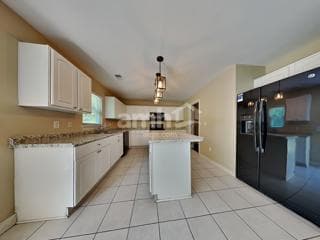 218 Sparkleberry Ln in Ladson, SC - Building Photo - Building Photo