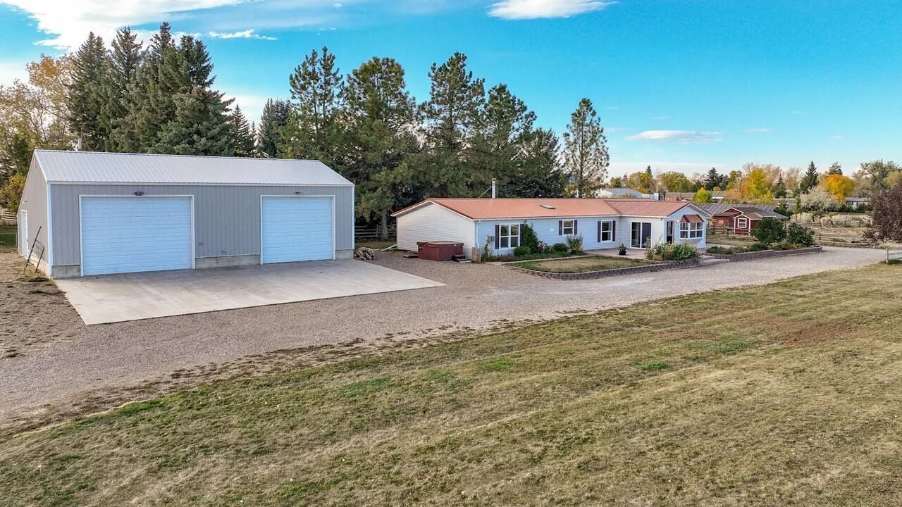 65 Blazen Rd in Conrad, MT - Building Photo