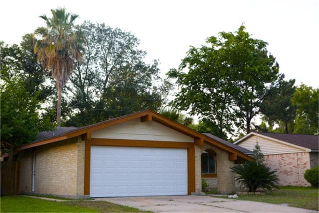 7722 Sunbonnet Ln in Houston, TX - Building Photo - Building Photo