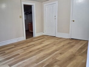 325 N Laurel St in Bridgeton, NJ - Building Photo - Building Photo