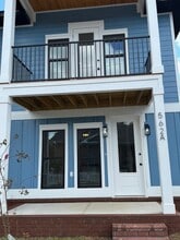 562 N De Villiers St, Unit A in Pensacola, FL - Building Photo - Building Photo