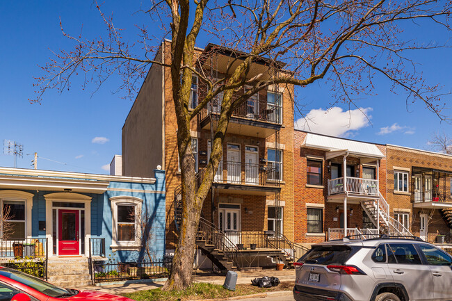6215 1Re Av in Montréal, QC - Building Photo - Building Photo