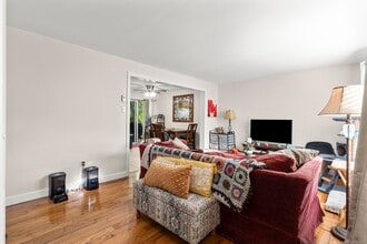 53 Stonewall Ln in Waterbury, CT - Building Photo - Building Photo