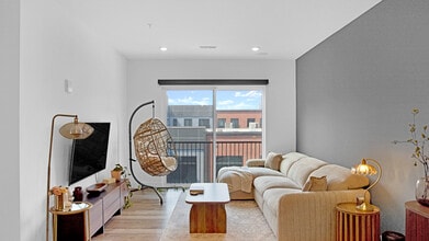SoHo Apartments in St. Louis, MO - Foto de edificio - Building Photo