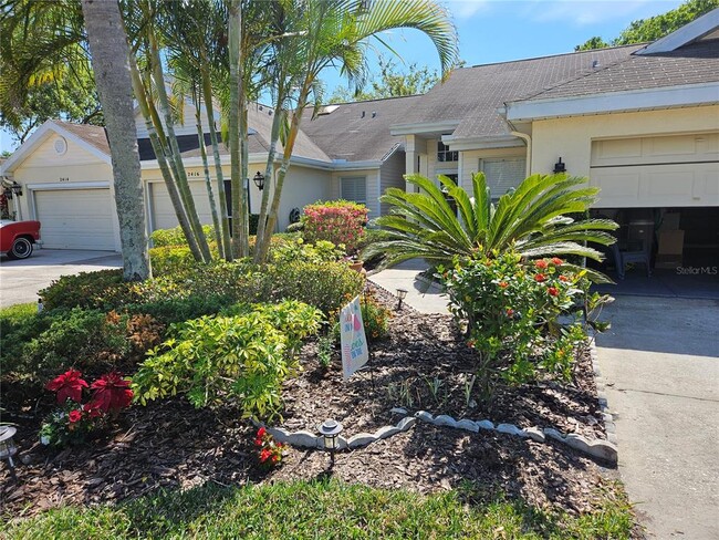 2418 Nantucket Field Way in Sun City Center, FL - Building Photo - Building Photo