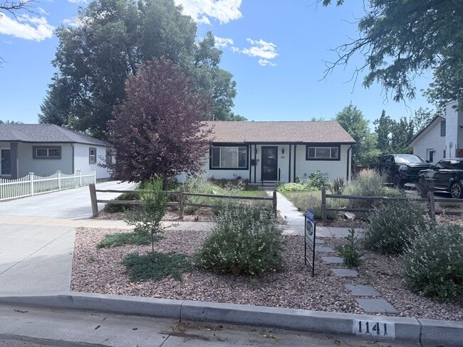 property at 1141 E Madison St