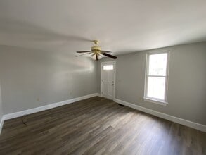 22 E Orange St in Shippensburg, PA - Building Photo - Building Photo