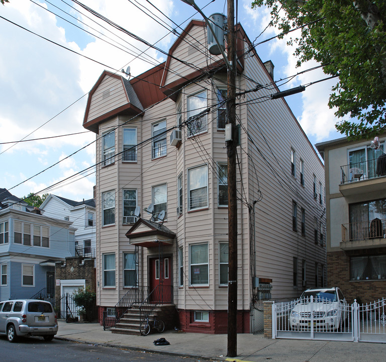 249-251 New York Ave in Newark, NJ - Foto de edificio