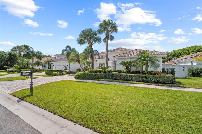 property at 2821 Bent Cypress Rd