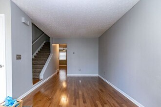 1098-1100 Highland St in Columbus, OH - Building Photo - Building Photo
