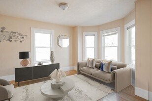 9-11 Frederick St in Framingham, MA - Building Photo