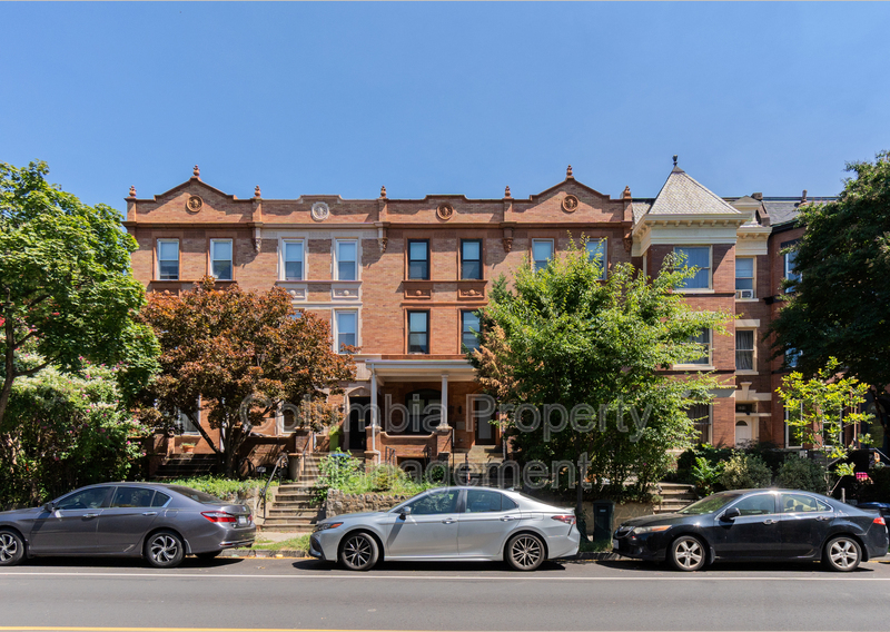 3223 13th St NW in Washington, DC - Building Photo