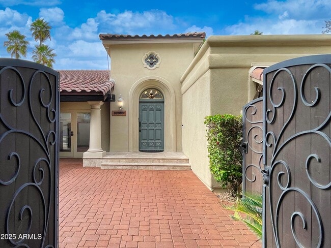 9740 E Gold Dust Ave in Scottsdale, AZ - Building Photo - Building Photo