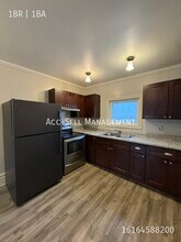 656 Chatham St NW in Grand Rapids, MI - Building Photo - Building Photo