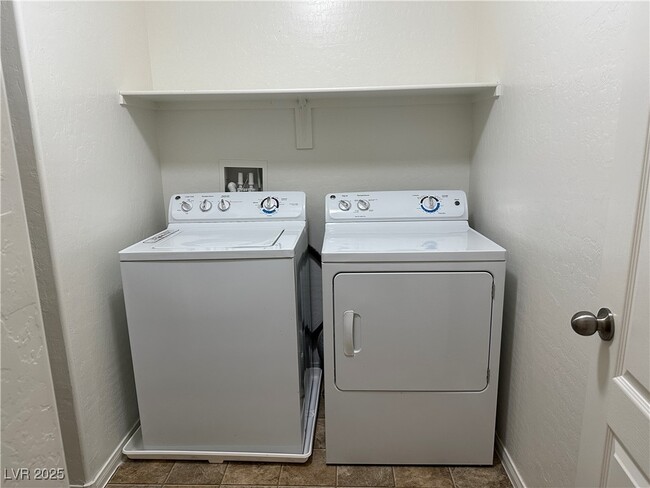 7760 Vestibule Ct