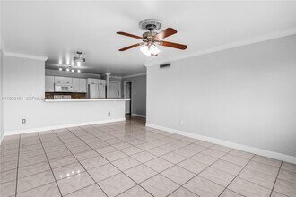 14840 Naranja Lakes Blvd in Homestead, FL - Building Photo - Building Photo