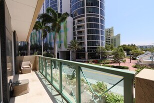 411 N New River Dr E in Fort Lauderdale, FL - Building Photo