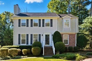 3852 Emerson St in Marietta, GA - Building Photo