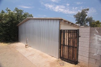 Flower Duplexes in Phoenix, AZ - Building Photo - Building Photo