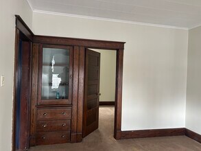 2 Romeyn Ave, Unit Floor 1 in Amsterdam, NY - Foto de edificio - Building Photo