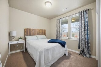 368 Wishkah Dr in Richland, WA - Building Photo - Building Photo