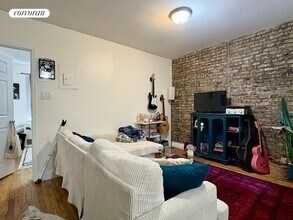 146 17th St in Brooklyn, NY - Building Photo - Building Photo