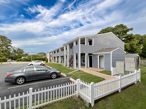 1568 N King St in Hampton, VA - Building Photo - Building Photo