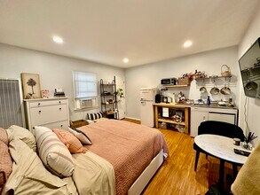 828 7th St, Unit C in Santa Monica, CA - Foto de edificio - Building Photo