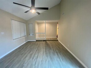 12417 S Dairy Ashford Rd in Houston, TX - Building Photo - Building Photo