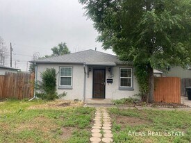 2234 S Dexter St in Denver, CO - Building Photo