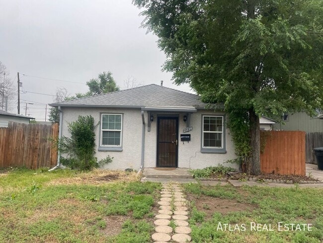 property at 2234 S Dexter St