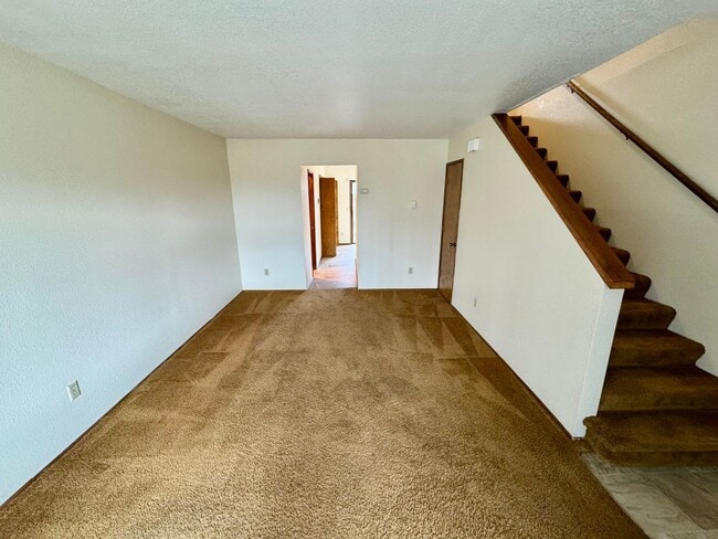 1127-1129 Applegate St in Philomath, OR - Building Photo - Building Photo