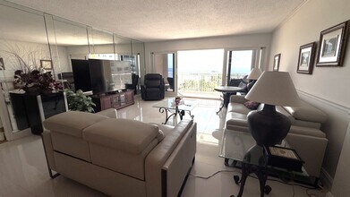 328 N Ocean Blvd, Unit 706 in Pompano Beach, FL - Building Photo - Building Photo