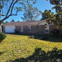 3014 Ranchette Square in Gulf Breeze, FL - Building Photo