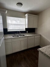 802-C Texas Blvd in Progreso Lakes, TX - Building Photo - Building Photo