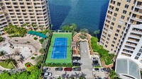 848 Brickell Key Dr in Miami, FL - Building Photo - Building Photo