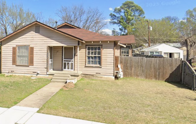 2829-2831 Handley Dr in Fort Worth, TX - Building Photo - Building Photo