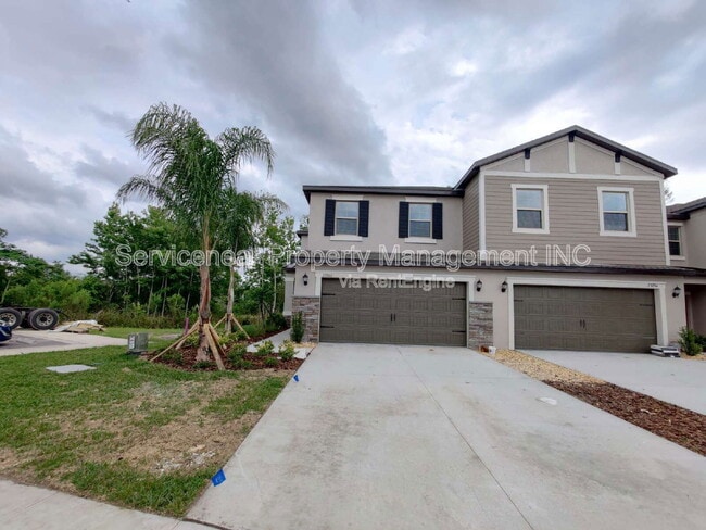 23300 Willow Glen Way in Lutz, FL - Building Photo - Building Photo