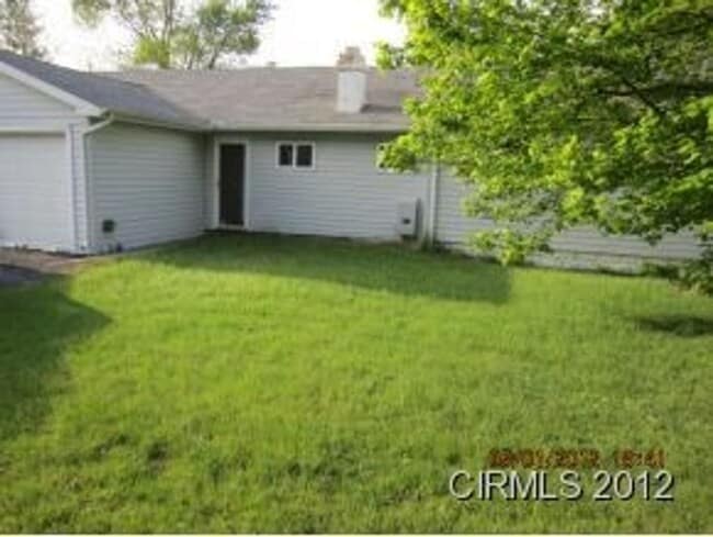 property at 1833 S Market St