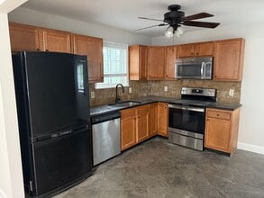 4943 Kings Hwy N in Emmaus, PA - Building Photo - Building Photo