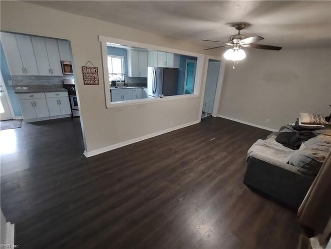 344 Lavender Ln in Virginia Beach, VA - Building Photo - Building Photo