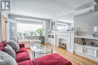 18 Roblin Ave in Toronto, ON - Building Photo - Building Photo