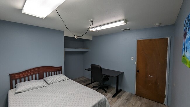 163 Gifford Ave, Unit D in San Jose, CA - Building Photo - Building Photo