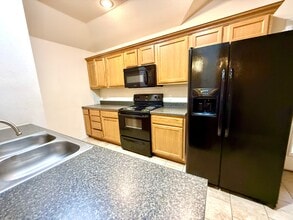 4628 Lakeshore Dr in Ardmore, OK - Building Photo - Building Photo