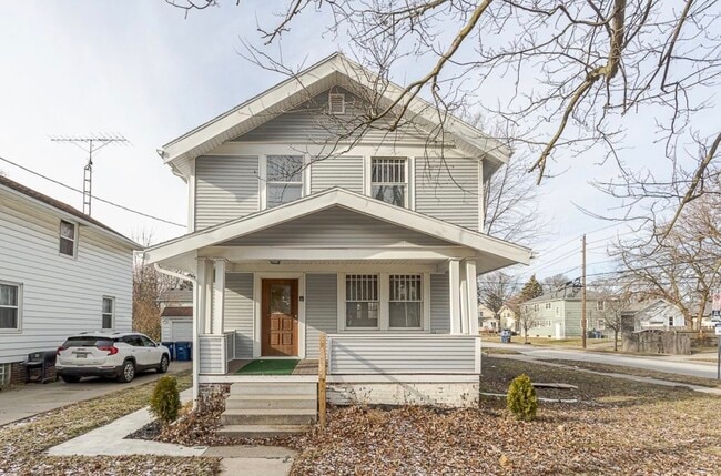 property at 3725 Leybourn Ave