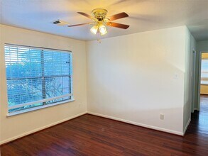 10210 Cades Creek Ct in Houston, TX - Building Photo - Building Photo