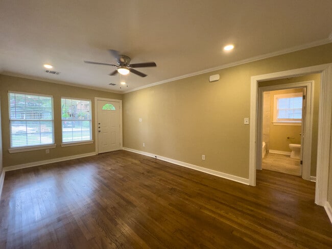 713 Harris Ave in Austin, TX - Building Photo - Building Photo