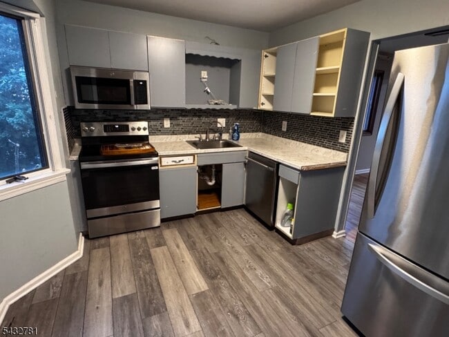 property at 270 Silleck St
